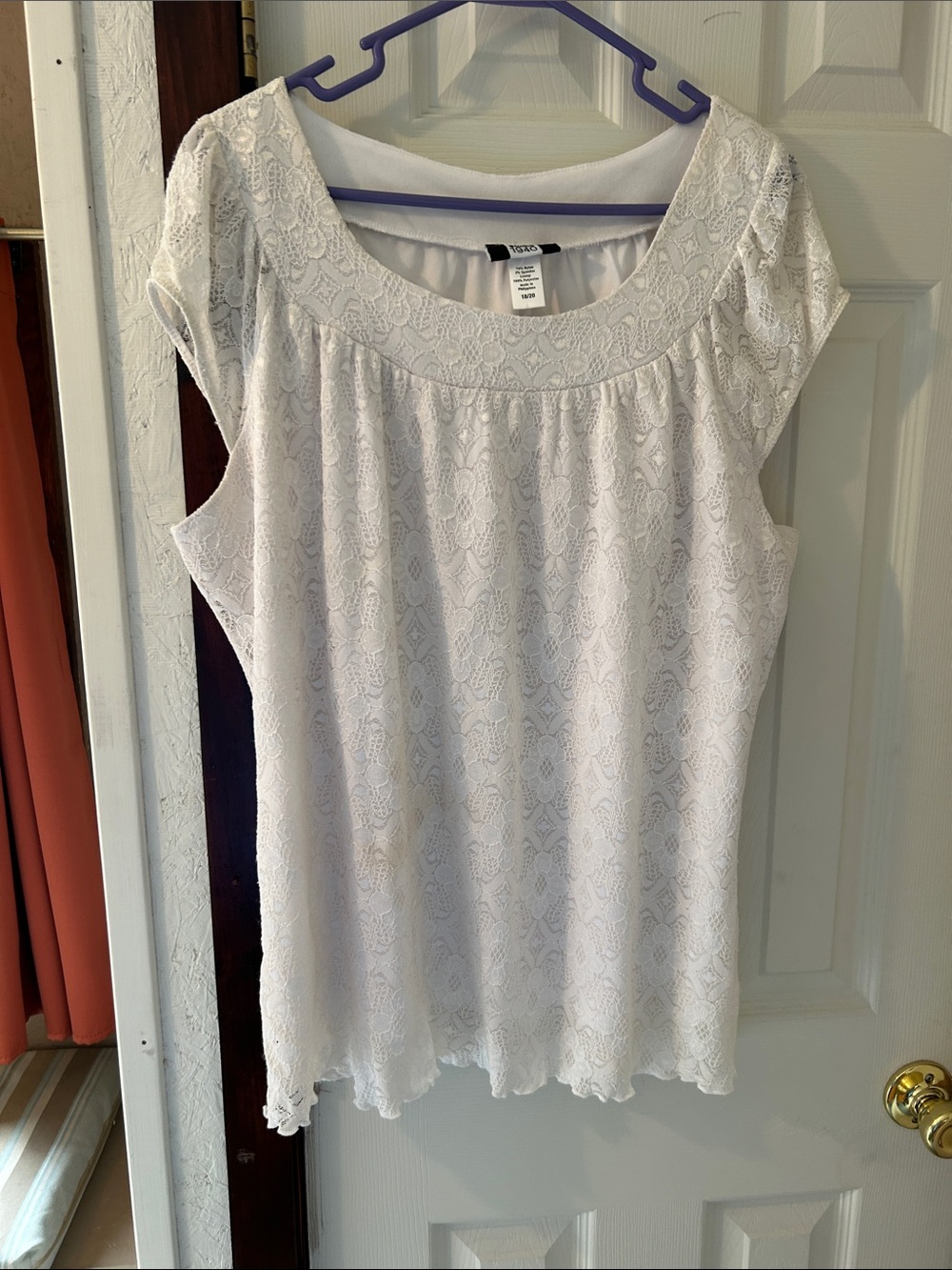 Studio 1940 White Lace Scoop-Neck Cap Sleeve Blouse